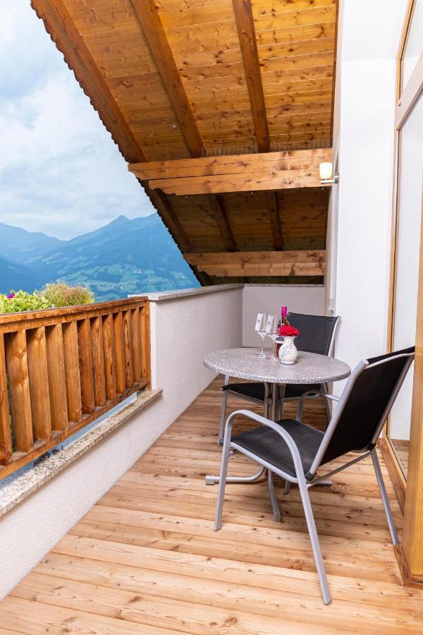 Ferienwohnungen Hinterstein Hart im Zillertal Eksteriør billede