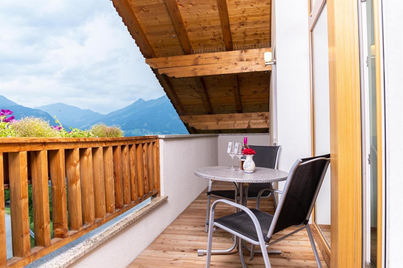 Ferienwohnungen Hinterstein Hart im Zillertal Eksteriør billede